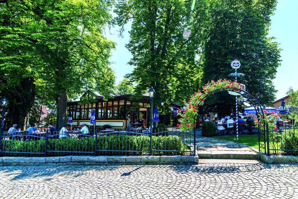 פסאו Hotel & Restaurant Waldschloss מראה חיצוני תמונה